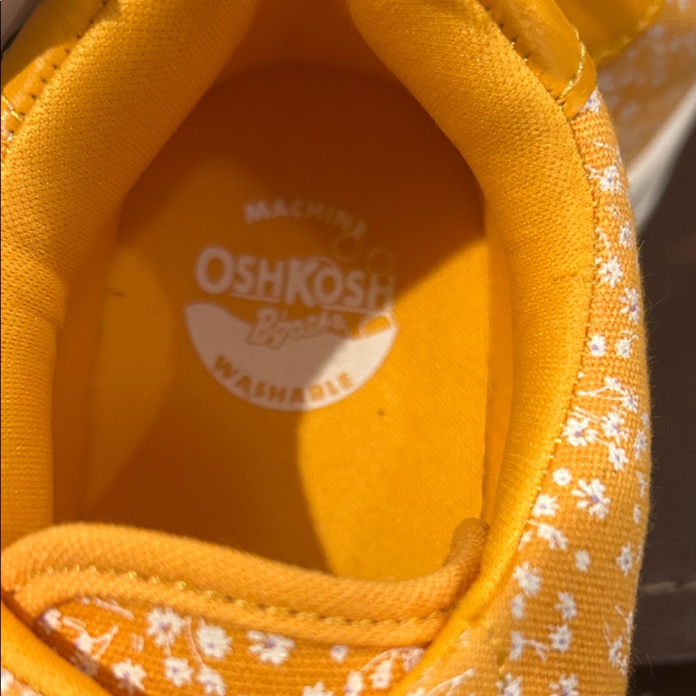 OshKosh B'gosh Kids Orange Floral Sneakers Size 3 - Picture 4 of 7
